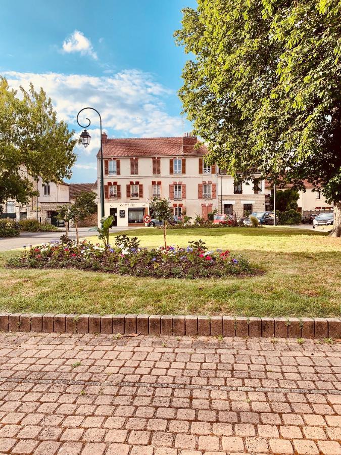 Le Logis Cantilien Lamorlaye-Chantilly Exteriér fotografie