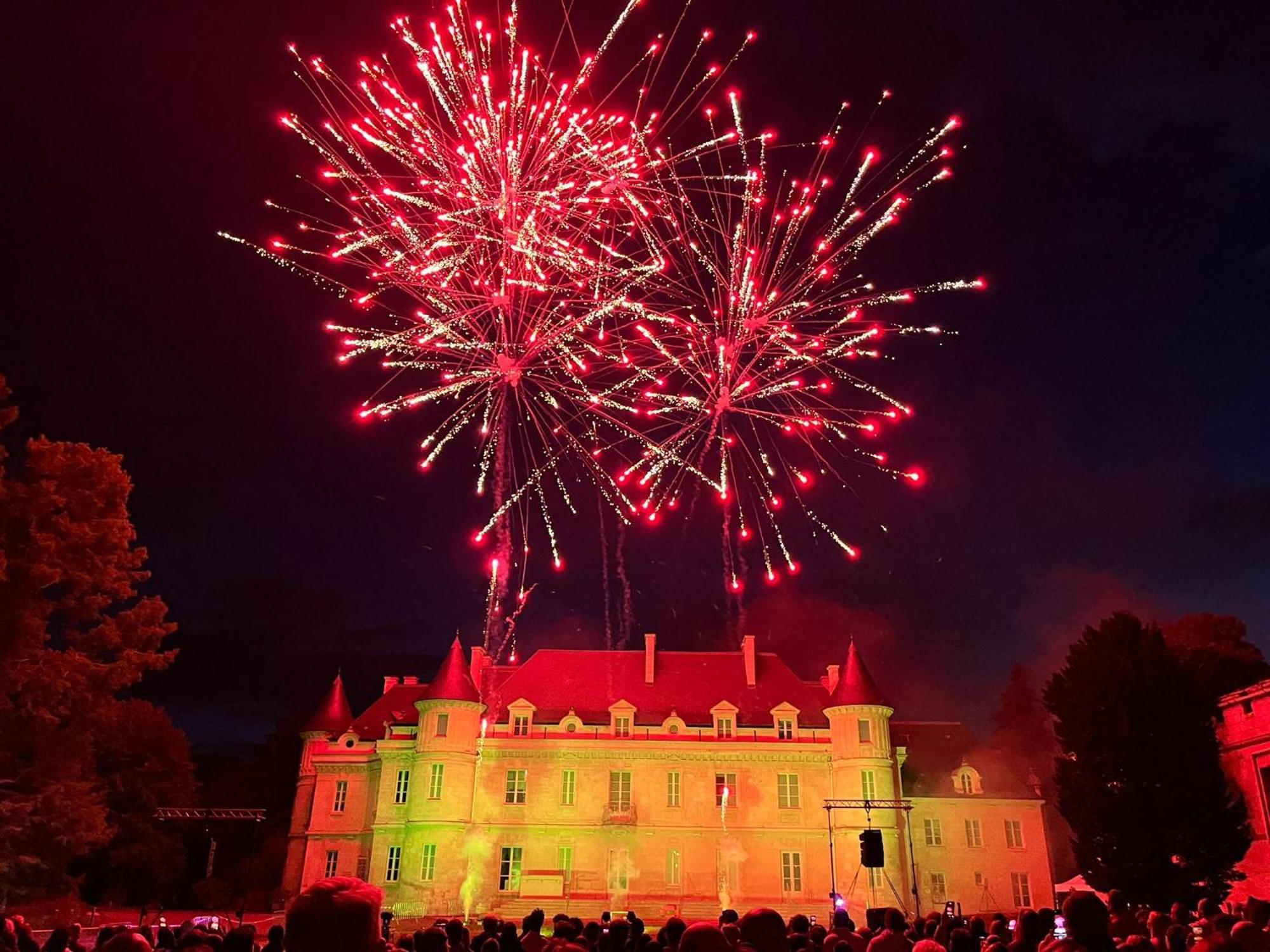 Le Logis Cantilien Lamorlaye-Chantilly Exteriér fotografie